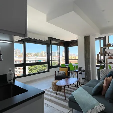 Modern Place City & Beachlife In Heart Of By Solrentspain Lejlighed Torremolinos