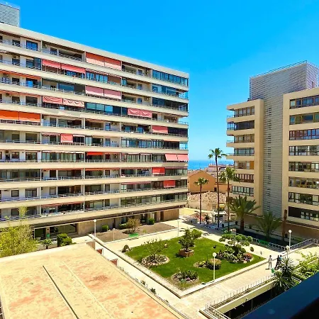 Lejlighed Modern Place City & Beachlife In Heart Of By Solrentspain