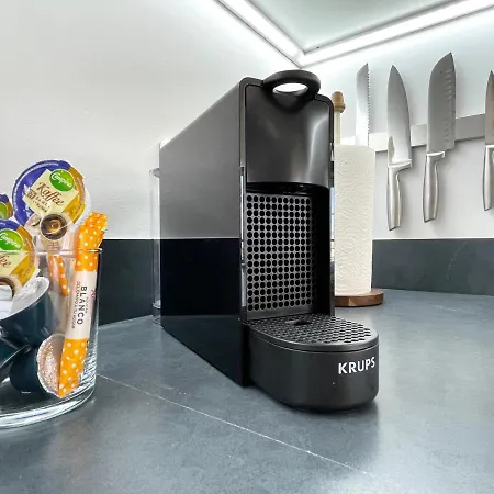 Apartamento Modern Place City & Beachlife In Heart Of By Solrentspain